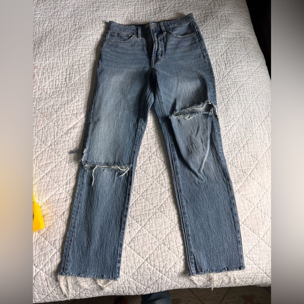 Madewell perfect vintage jeans 24 ripped knee raw hem